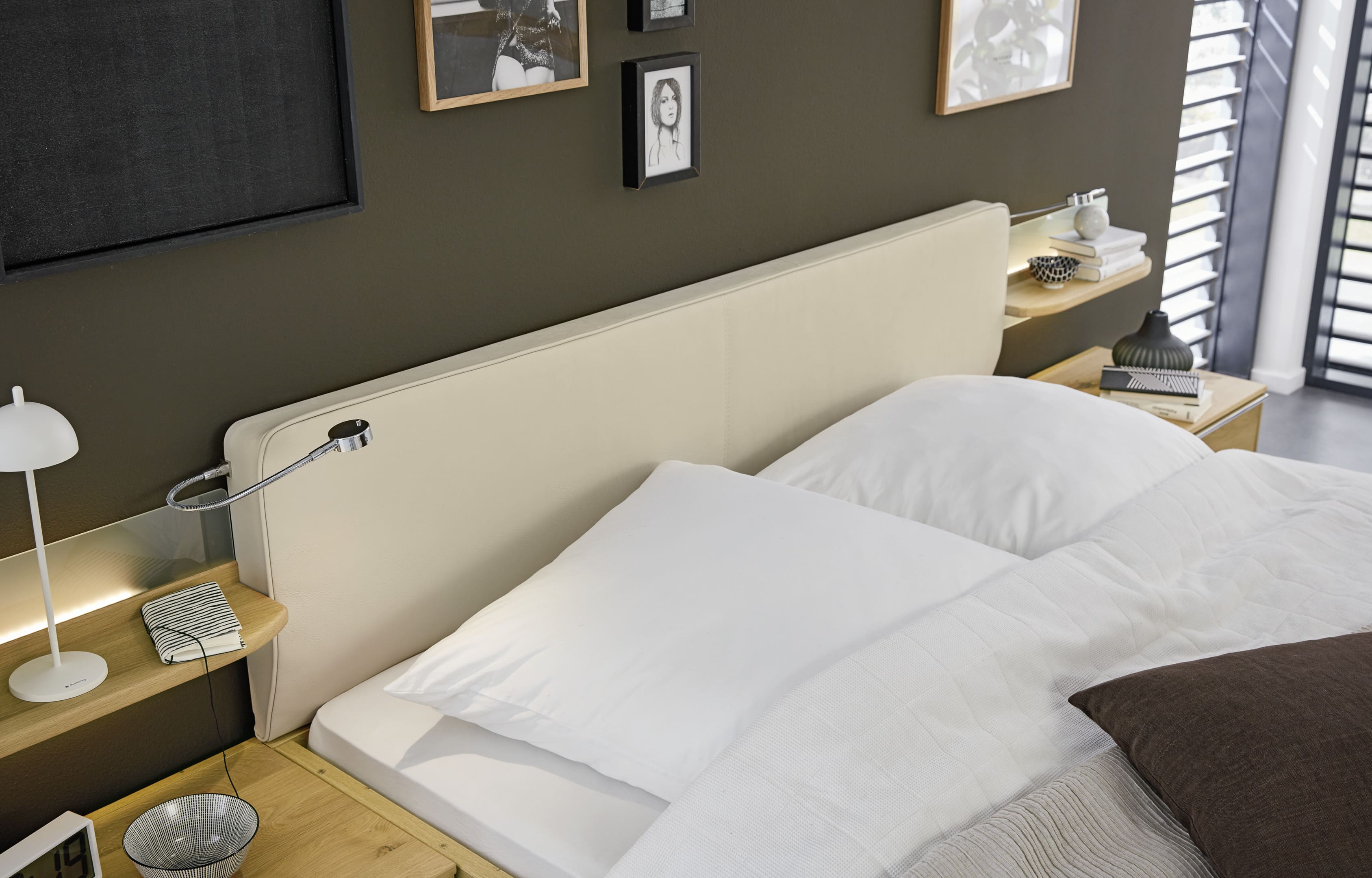 Musterrring Savona Bett mit gepolstertem Kopfteil
