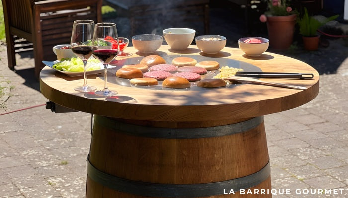 Burger grillen auf dem Grillfass